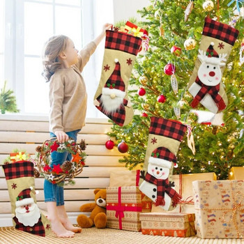 Коледни чорапи Подаръчни торби с плюшена материя Перфектни празнични подаръци Празнични аксесоари за домашен декор