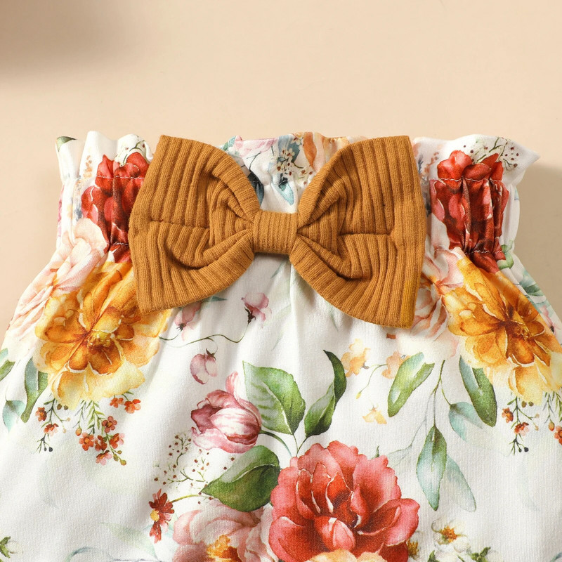 Jauns zīdaiņu apģērbu komplekts, volāns, garām piedurknēm, puķes ar ziedu apdruku tauriņi, bikses, tērpi zīdaiņu modei, pavasara rudens, tērpi