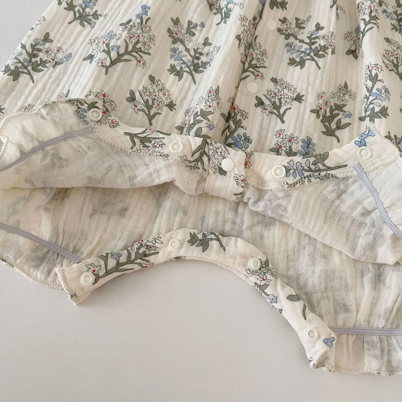 Ljetne štrample za djevojčice 2023. Čipkasti kombinezon s četvrtastim ovratnikom i cvjetnim motivima Pamučni kombinezon s letećim rukavima za dojenčad + traka za glavu Odjeća za djevojčice