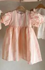 2023. gada vasaras bērnu apģērbi Jaundzimušo zīdaiņu meiteņu bodijs, svītrains viendaļīgs kombinezons vai mazuļu meiteņu princešu kleitas ar pufām piedurknēm