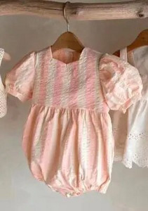 2023. gada vasaras bērnu apģērbi Jaundzimušo zīdaiņu meiteņu bodijs, svītrains viendaļīgs kombinezons vai mazuļu meiteņu princešu kleitas ar pufām piedurknēm