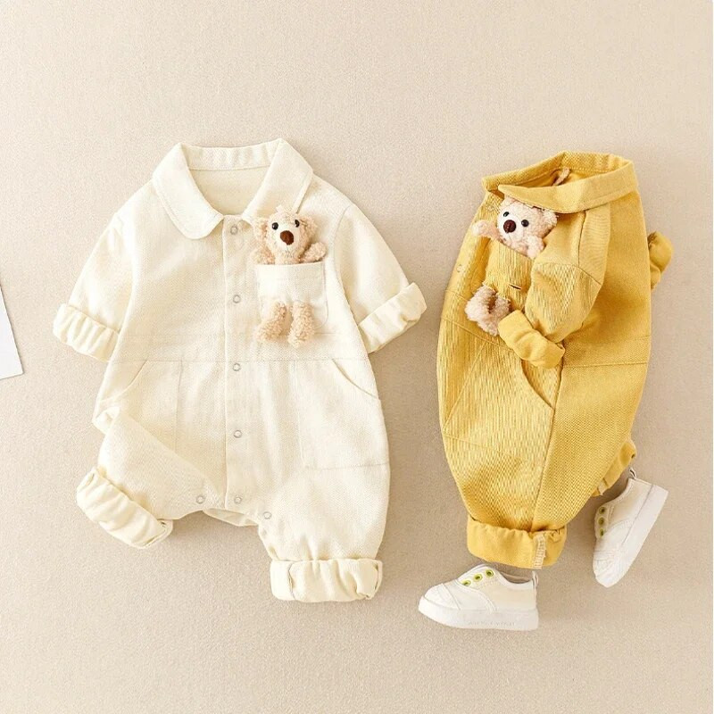 2023-as Babafarmer Romper Rajzfilm Bear Jumpsuit újszülött kisgyermeknek Onesie őszi baba fiúk lányok ruhák csecsemő ruhák
