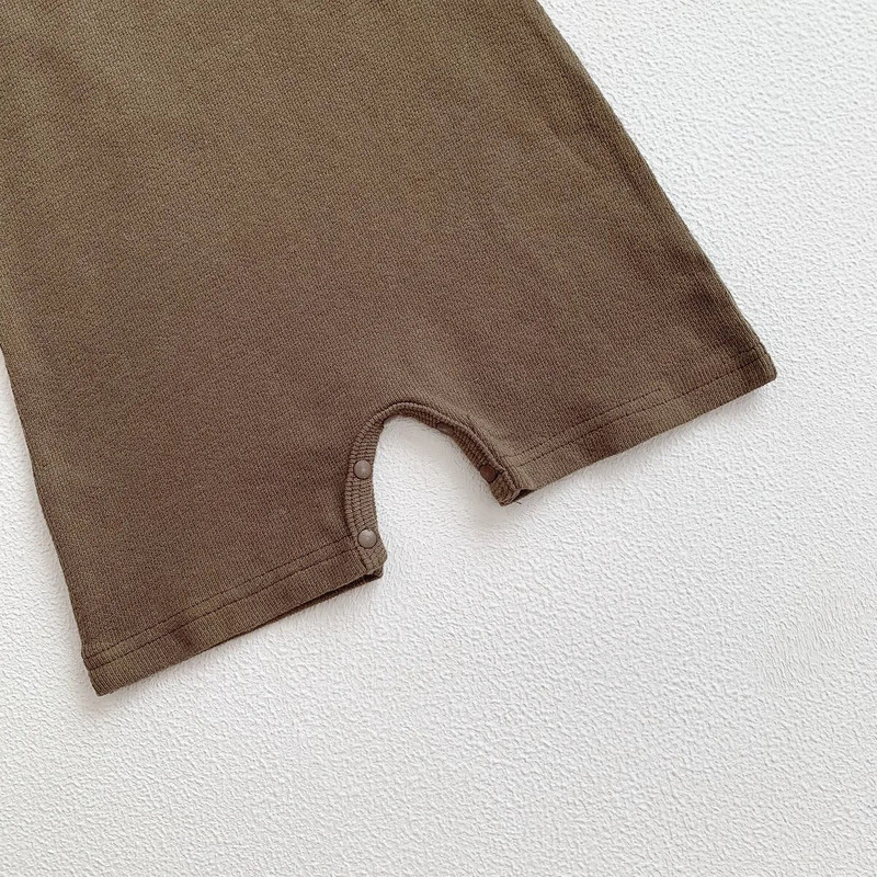 Ljetne dječje štrample za 2022. Slatki pamučni kombinezon za dojenčad bez rukava s naramenicama Mala djeca Dječaci Ležerni široki kombinezoni za novorođenče Jednodijelni