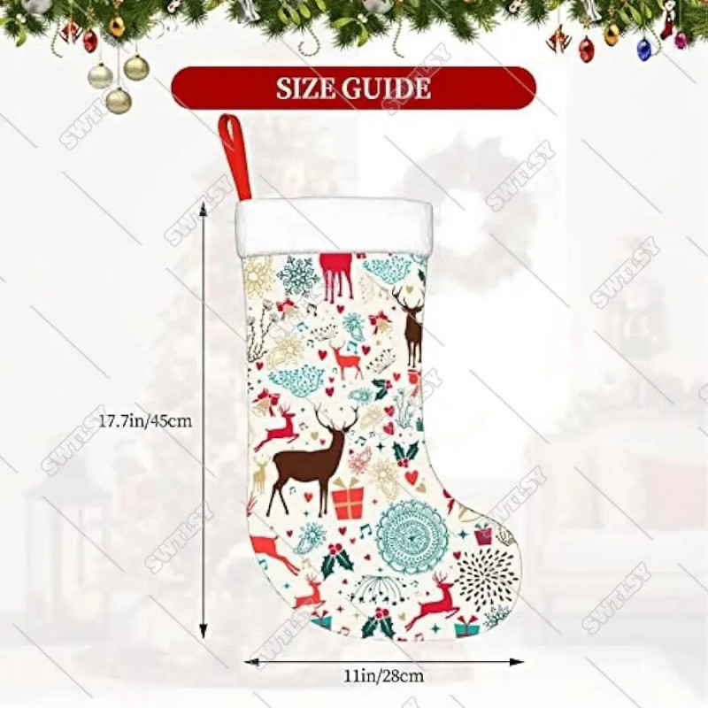 Ziemassvētku zeķes ir pārsteiguma dāvana bērniem, un tās ir dekorētas, lai apmierinātu Ziemassvētku atnākšanu