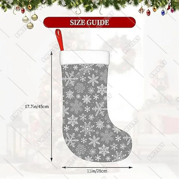 Снежинки Зимна Коледа върху сиви коледни чорапи, 17\