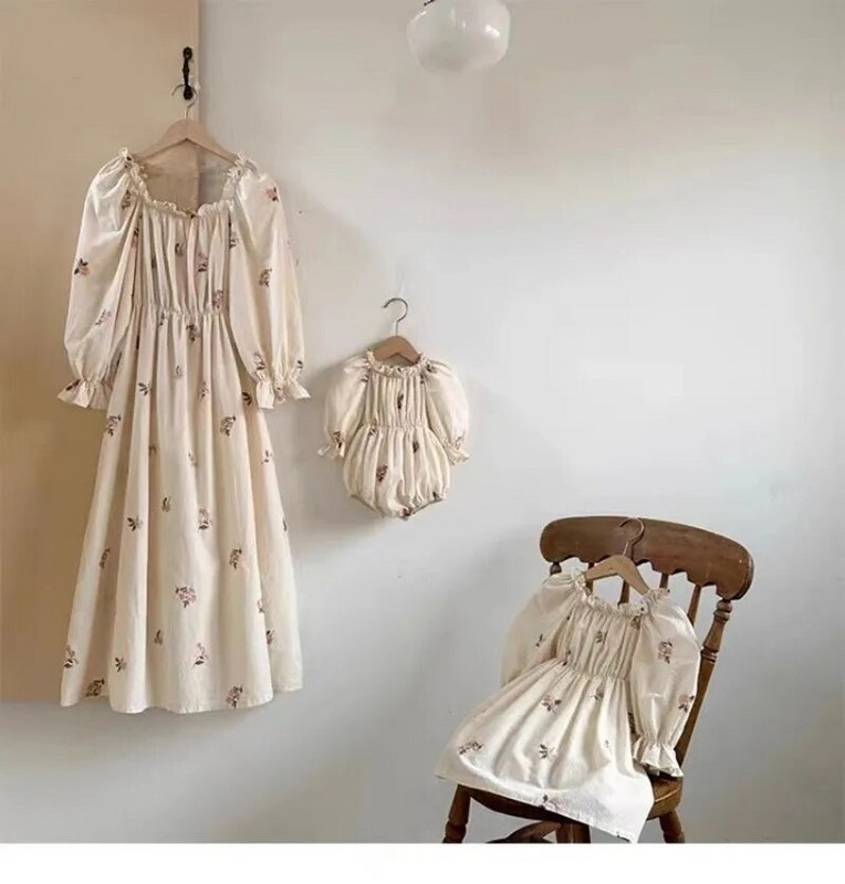 7702 Meiteņu bodijs 2023. gada rudens pavasaris, jauns retro izšuvums ar ziediem, meiteņu viengabala apģērbi Elastīgi kāpšanas apģērbi