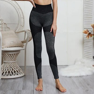 Zökkenőmentes jóga szett Női Fitness Ruházat Sportruházat 2 részes tornatermi szett edzés futás futás sport ruha női edzőtermi leggings szett sportmelltartó