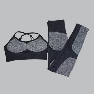 Zökkenőmentes jóga szett Női Fitness Ruházat Sportruházat 2 részes tornatermi szett edzés futás futás sport ruha női edzőtermi leggings szett sportmelltartó