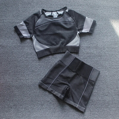 2/4 KOM Bešavni ženski set za jogu Majice za vježbanje Sportske hlače Grudnjak za teretanu Kratke hlače za fitnes Crop Top Tajice za trčanje visokog struka Odijela