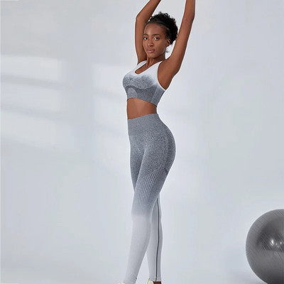 Bezšuvju Jogas Komplekts Gradients Sporta Komplekts Sieviešu vingrošanas Apģērbs Treniņam Fitnesa Legingi Sporta Krūšturis Crop Top Augsta vidukļa legingi Vingrošanas uzvalki