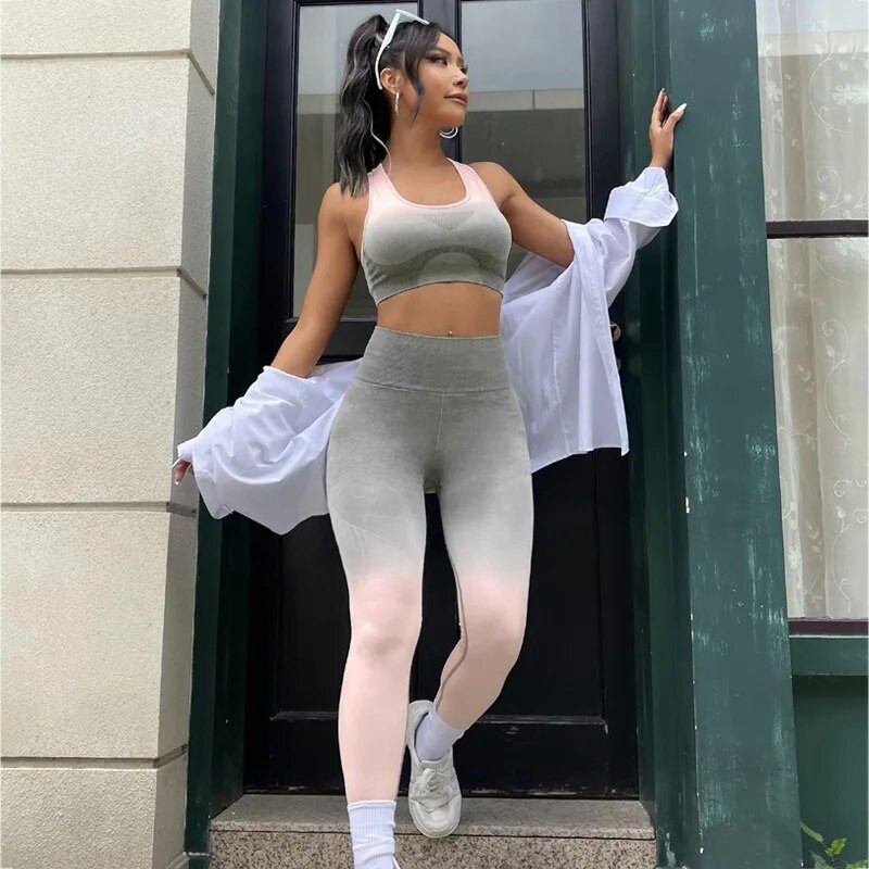 Bezšuvju Jogas Komplekts Gradients Sporta Komplekts Sieviešu vingrošanas Apģērbs Treniņam Fitnesa Legingi Sporta Krūšturis Crop Top Augsta vidukļa legingi Vingrošanas uzvalki