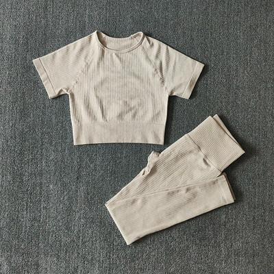 Bezšuvju jogas kostīmi sievietēm Crop Top krekli ar īsām piedurknēm Sporta bikses Sporta zāle Legingi Sporta apģērbs Treniņam Aktīvs komplekts Fitnesa Apģērbi