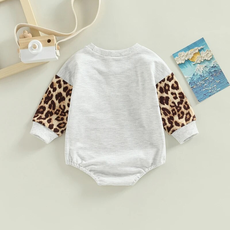 Odjeća za bebe Proljeće Jesen Odjeća za malu djecu Novorođenčad Dječaci Djevojčice Govedo Leopard slova Print Patchwork Rompers Kombinezoni Odjeća