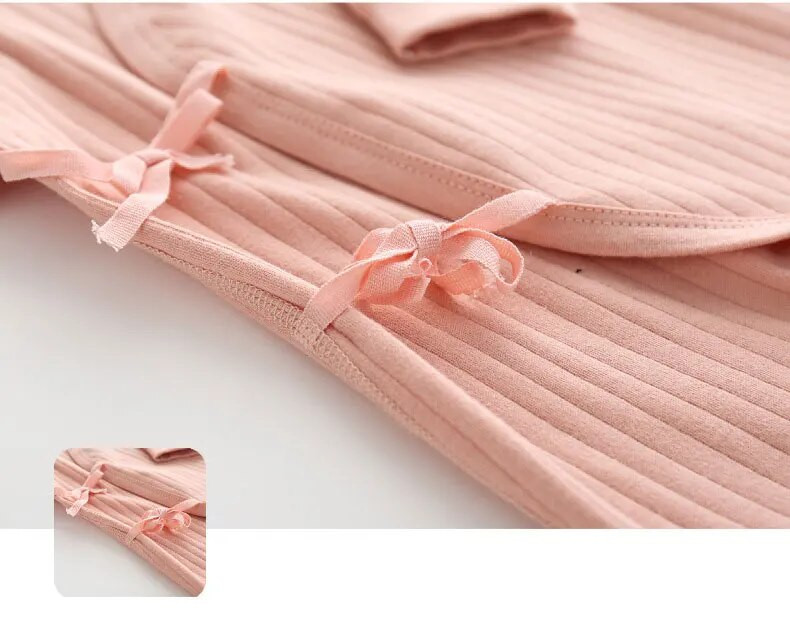 Apģērbi zīdaiņiem no 0 līdz 12 mēnešiem 100% kokvilnas apģērbi jaundzimušajiem Vienkrāsaini bodiji un viendaļīgi rudens un ziemas kombinezoni