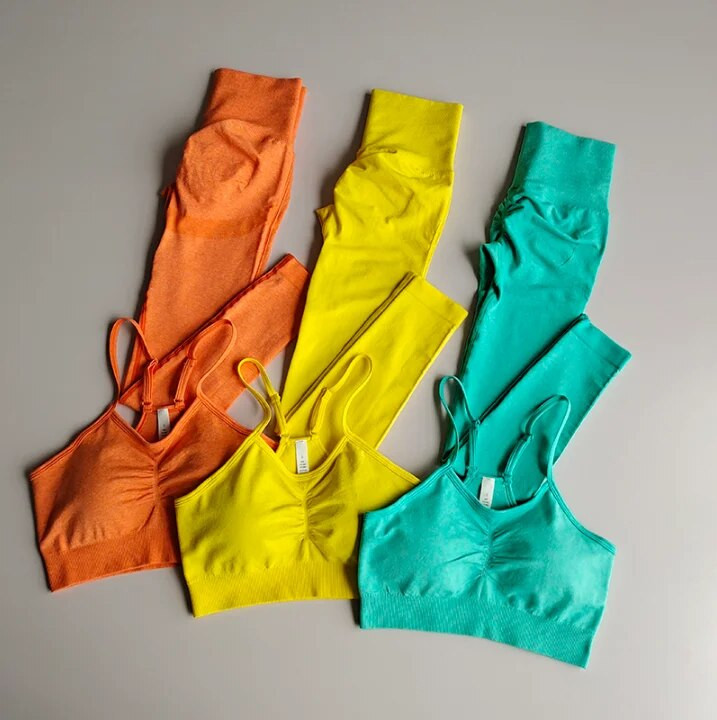 2023. aasta õmblusteta joogakomplekt, naiste 2 tk. spordikomplektid, jõusaaliriided, treeningud, spordirõivad, spordirõivad, ülaosa kõrge vöökohaga säärised, spordiülikonnad