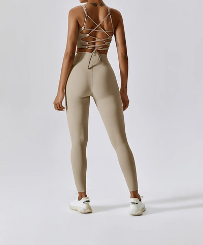 Új Thread jóga gyakorlóruha női keresztpántos hátsó melltartó Szexi V derék leggings szett Légáteresztő futófeszes fitnesz sport szett