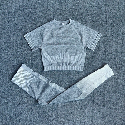 Õmblusteta spordiülikond Fitness lühikeste varrukatega Crop Top kõrge vöökohaga Jõusaali säärised Treeningriided Naistele Joogakomplekt Spordiriided