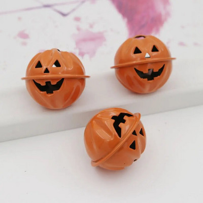 10 komada šarenog mini smiješnog metalnog zvona u više oblika, slatkog snjegovića, zvončića od bundeve, dječjih privjesaka, poklona za Božić, Noć vještica