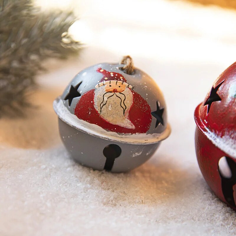 Sarkani zaļi balti zvani dzelzs Ziemassvētku eglītes radošie rotājumi kulonu materiāli amatniecības Ziemassvētku rotājumu festivāla saģērbšanas piederumi