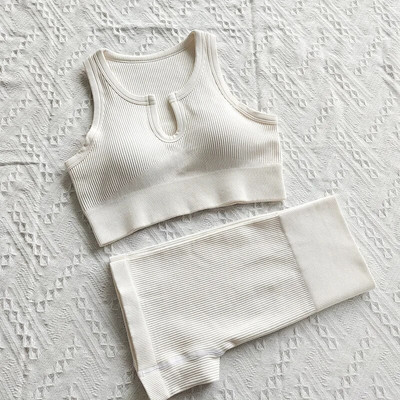 Naiste joogakomplektid U-kraega rinnahoidja kõrge vöökohaga lühikesed püksid Spordikomplekt Naiste soonikuga treeningriietus Jooksuülikond Fitness Õmblusteta spordirõivad