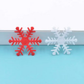 100 vnt 25 mm neaustinio veltinio audinio snaigių aplikacijos vestuvėms / vakarėliui / Kalėdų dekoro eglutės papuošalų pleistrai "pasidaryk pats"