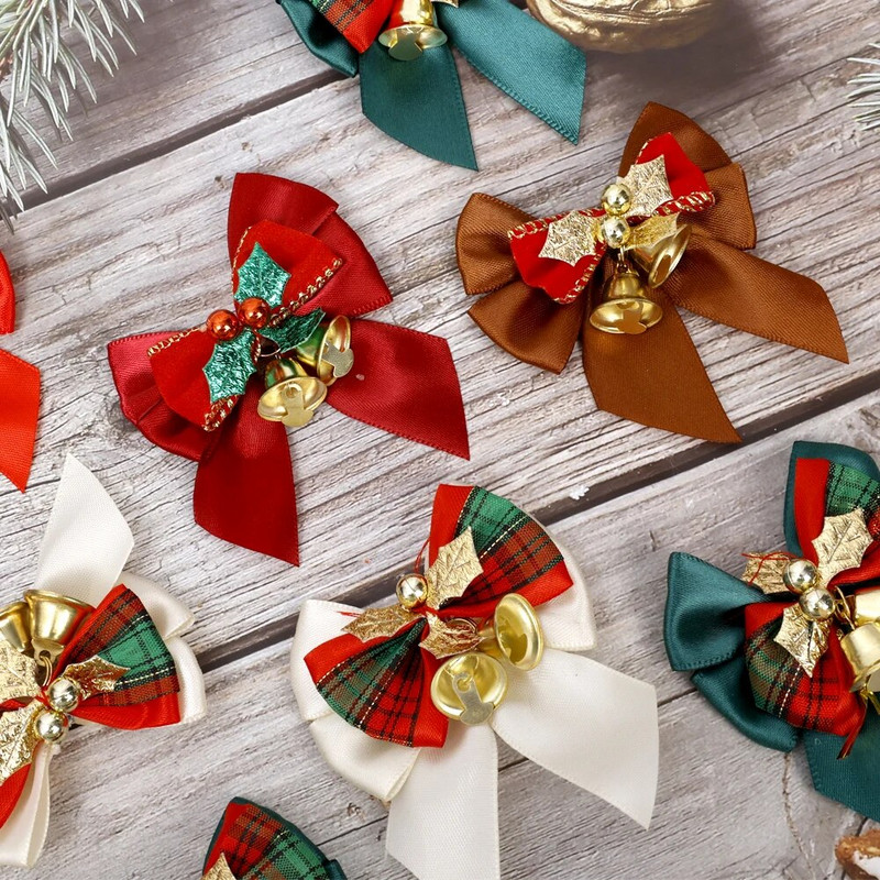 4/1gb Ziemassvētku rotājumi Mini zvana bantīšu kulons Ziemassvētku eglītes zvana loki DIY mājas ballīte Mājas dekorēšana Auduma bantīšu rokdarbi