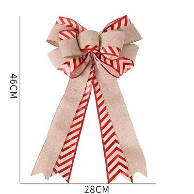 Božićno ukrašena dvostruka membrana bubnjića Utrnuli leptir čvor Božićno drvce Ukrašeno javorovo lišće Leptir čvor