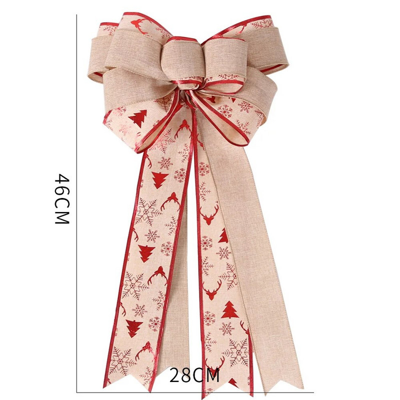 Božićno ukrašena dvostruka membrana bubnjića Utrnuli leptir čvor Božićno drvce Ukrašeno javorovo lišće Leptir čvor