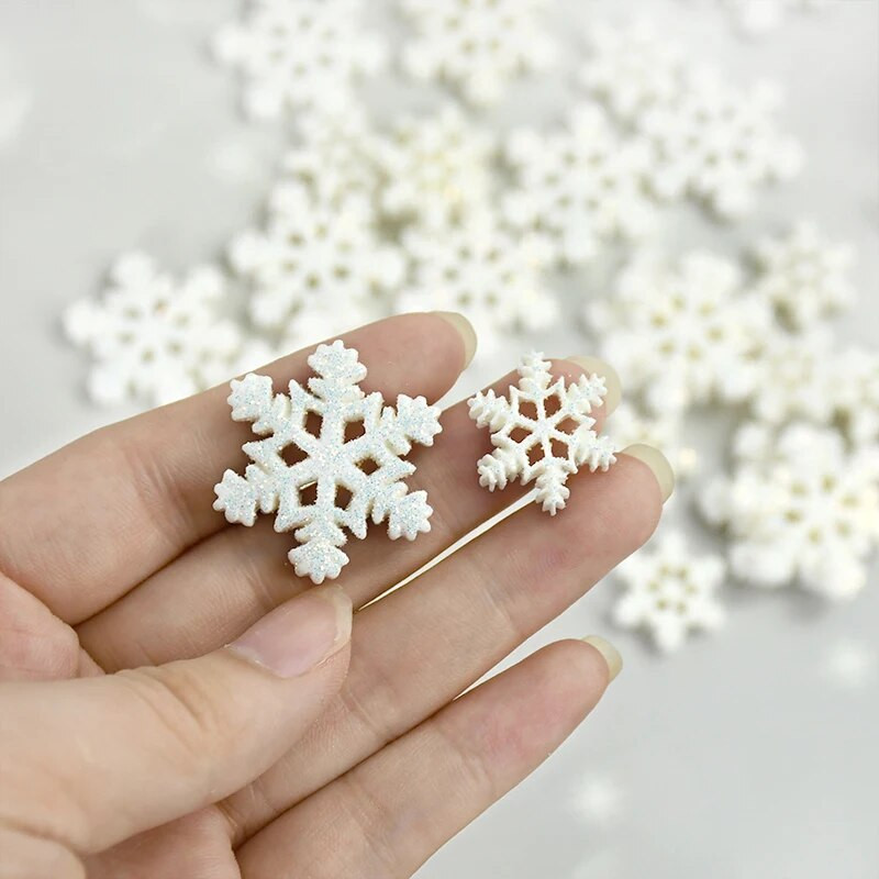 20gab 20/28mm balti sveķu plastmasas sniegpārsliņas plāksteris Ziemassvētku rotājumi Ziemassvētku eglīšu piekariņi Jaungada dekorēšanas piederumi