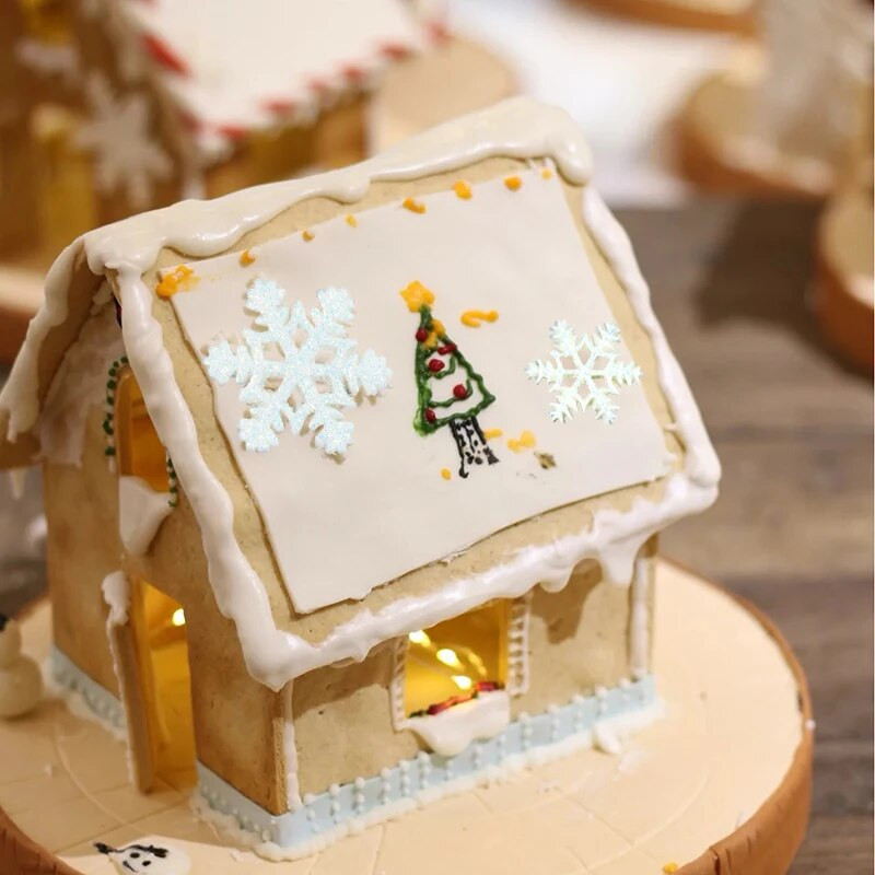 20gab 20/28mm balti sveķu plastmasas sniegpārsliņas plāksteris Ziemassvētku rotājumi Ziemassvētku eglīšu piekariņi Jaungada dekorēšanas piederumi