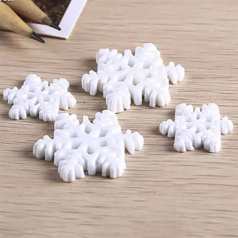 24 KOM Božićni ukras u obliku pahuljica Božićni minijaturni ukras Svjetlucavi ukras od smole u obliku pahuljica Bonsai ukras za festival