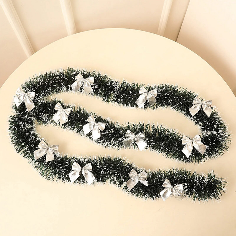 Behogar 2M Božićni ukrasi Zeleni vijenac s mašnom Viseći ukrasi za božićno drvce Zidni prozor Potrepštine za božićne zabave