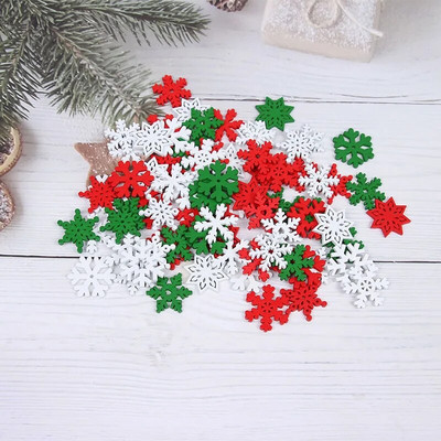 Koka amatniecības izstrādājumi, kas sajaukti ar sarkanu baltu zaļu sniegpārsliņu koka skaidām Ziemassvētku koka skaidām Radošas mājas dekorācijas