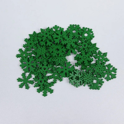 Koka amatniecības izstrādājumi, kas sajaukti ar sarkanu baltu zaļu sniegpārsliņu koka skaidām Ziemassvētku koka skaidām Radošas mājas dekorācijas