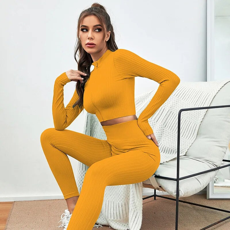 2TK Õmblusteta joogakomplekt Naiste spordirõivad pikkade varrukatega säärised jõusaaliülikond Fitnessi jaoks Spordikomplektid Naiste treeningriided Riietused