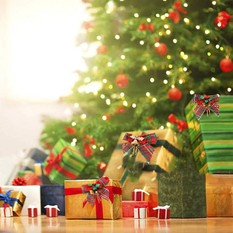 Ziemassvētku bantīte ar zvaniņu Ziemassvētku eglītes kulonu dāvanu kastītes dekors Roku darbs Ziemassvētku bantīte 2024. gada Jaungada mājas ballīšu rotājumu piederumi