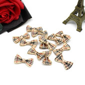 50 kom/lot Ručno izrađena DIY mala poliesterska satenska vrpca leptir mašna Ukrasi za svadbene albume za rukotvorine