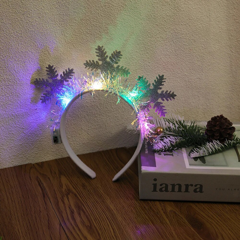 Božićna traka za glavu s LED svjetlom Snježne pahulje Božićna drvca Svjetleća traka za glavu Lijepa svjetlucava gumica za kosu Dječji darovi Božićni ukras