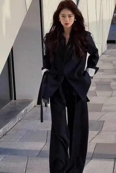 Moteriški kostiumai Biuro komplektai Kišenės Paltas plačios kelnės Naujos 2023 m. pavasario rudens biuro drabužiai Moteriški mados elegancijos moteriški švarkų komplektai