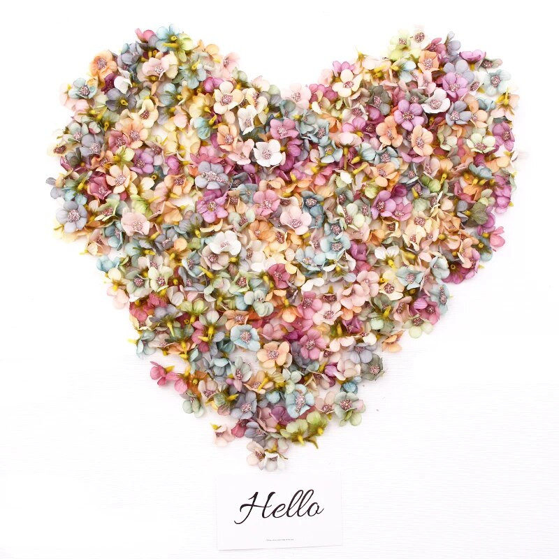 50/100 komada Višebojna cvjetna glava tratinčice Mini svileni umjetni cvijet za vjenčanje Zaruke Home Decor DIY vijenac ukras za glavu