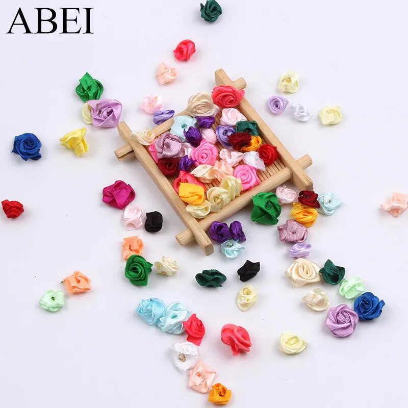 300db 15mm Mix Color kis rózsa virág mini kézzel készített szatén szalag rózsafej esküvői scrapbooking dekoráció ruha kiegészítők