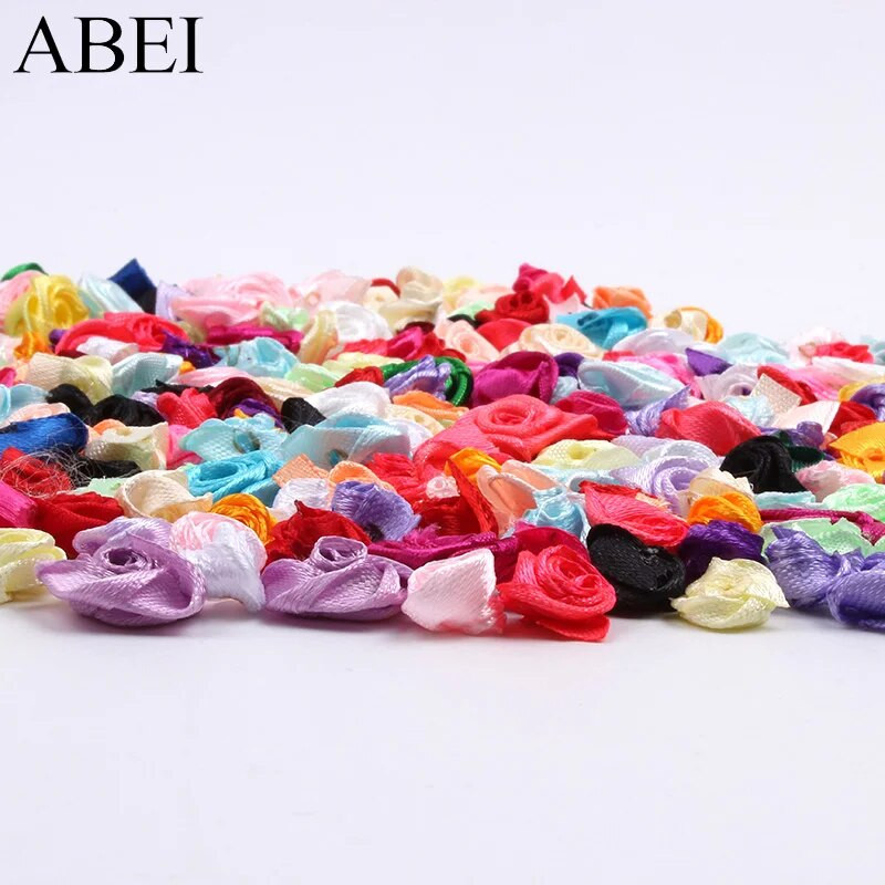 300db 15mm Mix Color kis rózsa virág mini kézzel készített szatén szalag rózsafej esküvői scrapbooking dekoráció ruha kiegészítők
