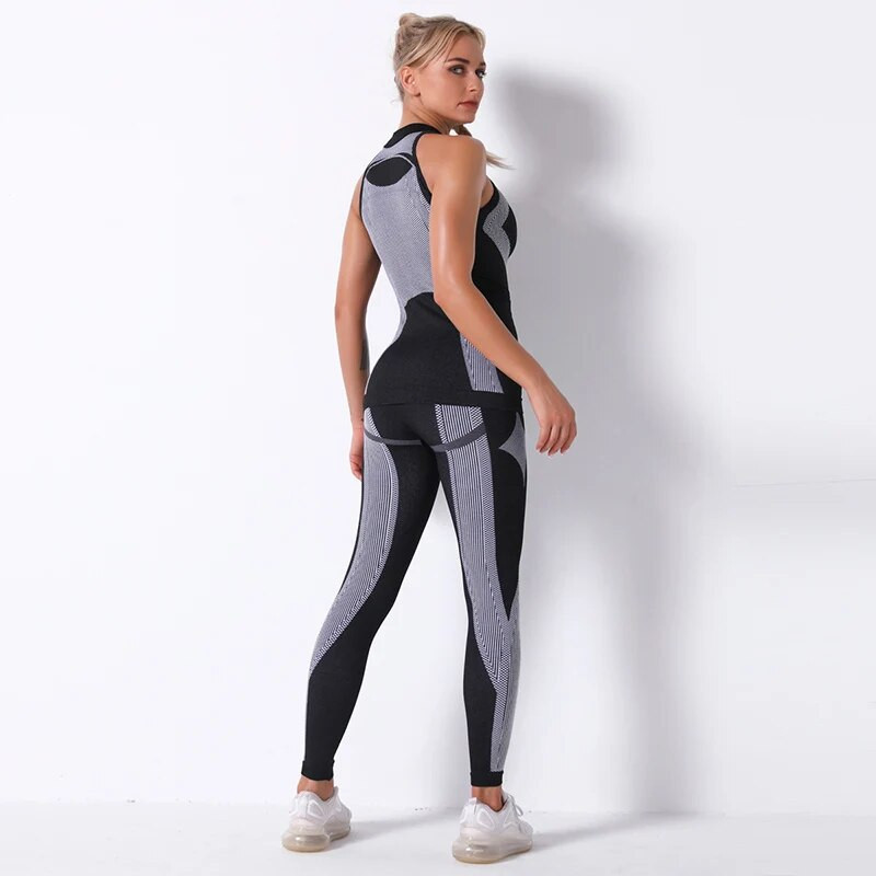 Sieviešu bezšuvju 2gab Jogas komplekts Sporta tērps Elastīgs treniņu Apģērbs Vingrošanas zāle Crop Top Augsts viduklis Skriešanas Legingi Fitnesa Sporta Apģērbs