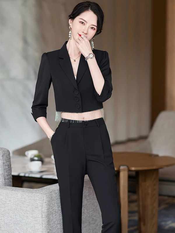 Sieviešu bikškostīms, melns balts zils, puspiedurknes, šaurs īss žakete un bikses, sieviešu lietišķais darba apģērbs, 2 daļīgs komplekts vasarai