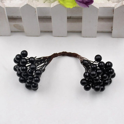 25 gab. 50 galviņas mākslīgo ziedu Ziemassvētku ogu baka kāzu dekorēšanai DIY Scrapbooking Dekoratīvs vainags Viltus ziedi