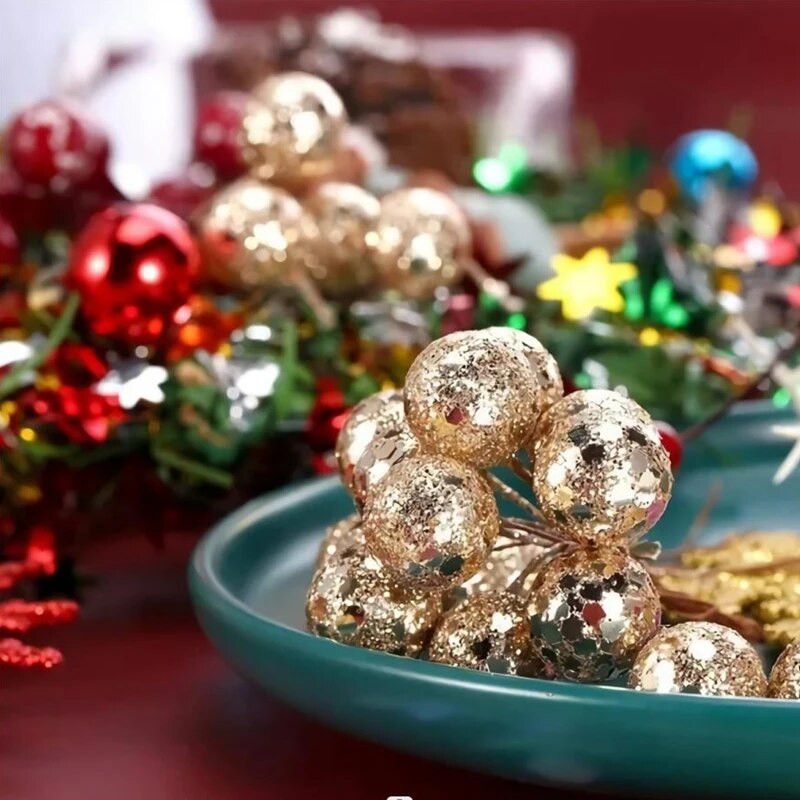 50/100kom/lot Umjetno cvijeće bobičastog voća za uređenje doma Božićno drvce Dekoracija Božićne zabave Poklon kutija za torte Ukrasi Dodaci