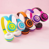 Glavne bežične Bluetooth slušalice Stereo slušalice za sportske igre Sklopiva mobilna računala Univerzalna dječja učenja