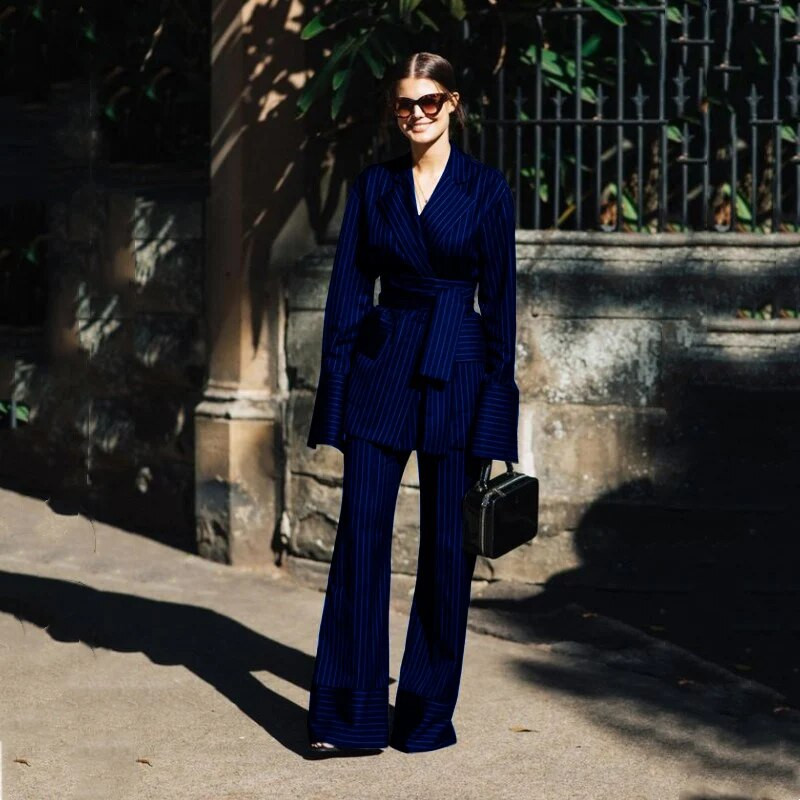 Sieviešu uzvalks Divdaļīgs svītrains auduma jostas siksna ar vienrindu ikdienišķa modes Ērtas pārvietošanās ballītes bikses komplekti Bikses Jauns