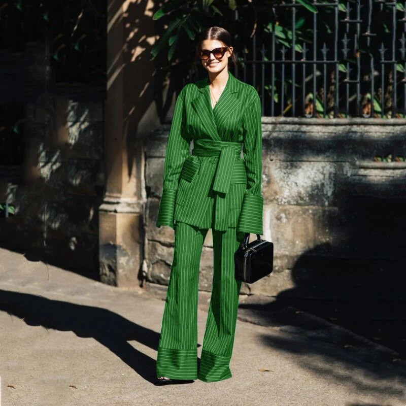 Sieviešu uzvalks Divdaļīgs svītrains auduma jostas siksna ar vienrindu ikdienišķa modes Ērtas pārvietošanās ballītes bikses komplekti Bikses Jauns