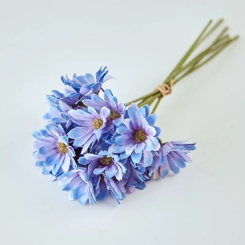 24 glave svilenih umjetnih cvjetova, tratinčica, bijelog lažnog cvijeća, vjenčanja, automobila, stola, poklona za zabave, božićnog buketa, DIY luksuznog kućnog dekora